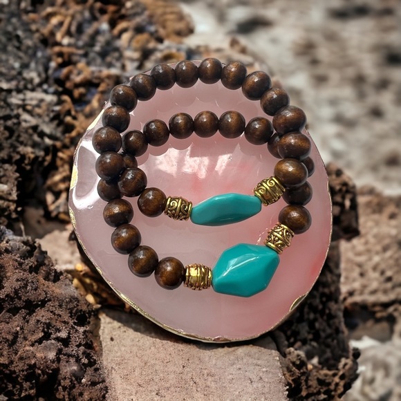 COPY - Turquoise wood beads bracelet only one bracelet - Picture 2 of 2